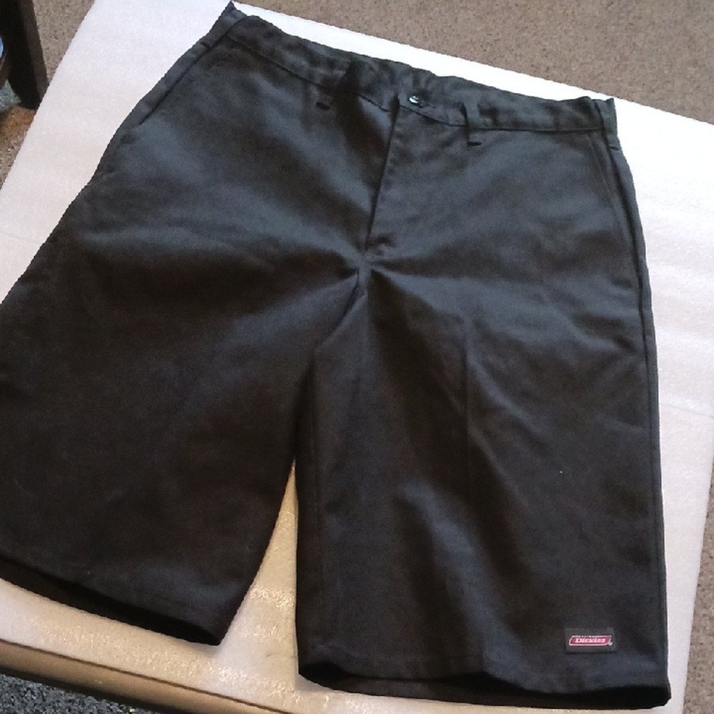 ****Dickies Black Men's Flat Front Work Shorts Size 34 X 13